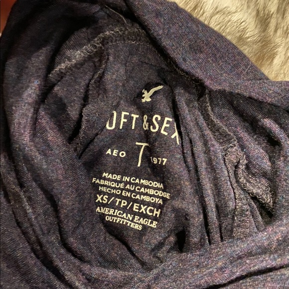 Beautiful Top American eagle outfitters size extra small   , used only once. - Picture 4 of 4